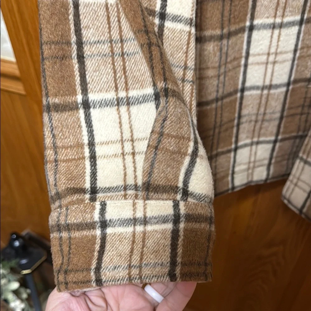 Plaid Button-Up Shacket - Picture 4 of 4